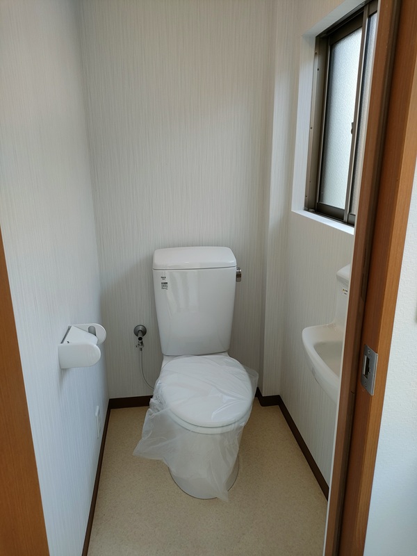 ２階トイレ洗面器